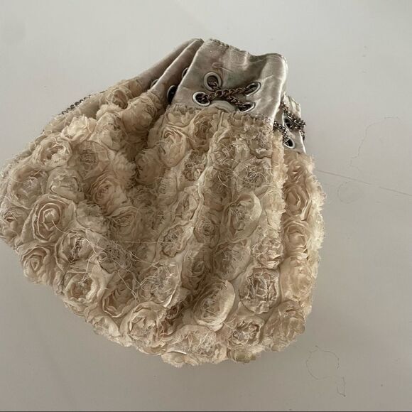 Betsey Johnson Rose Soft Bucket Bag Purse - Picture 6 of 9